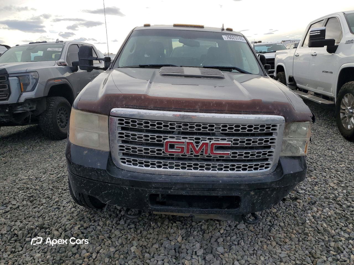 GMC Sierra 2013