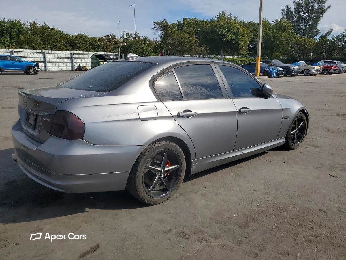 BMW Series 3 2011