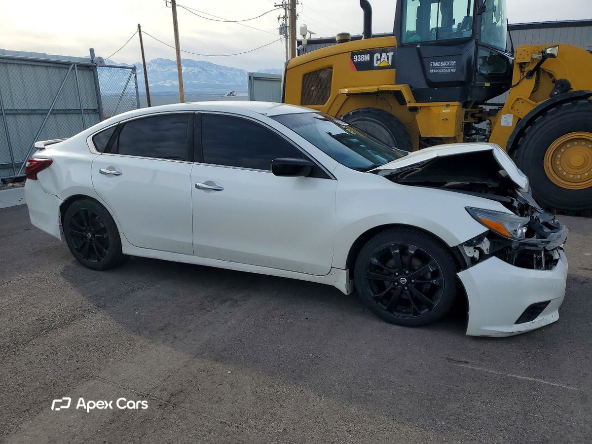 Nissan Altima 2018