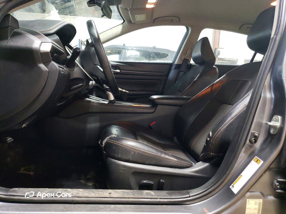 Nissan Altima 2020