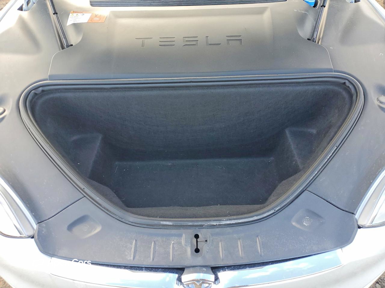 Tesla Model S 2018