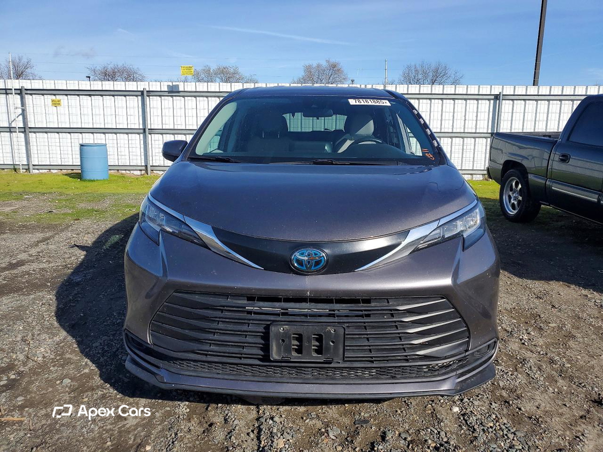 Toyota Sienna 2021