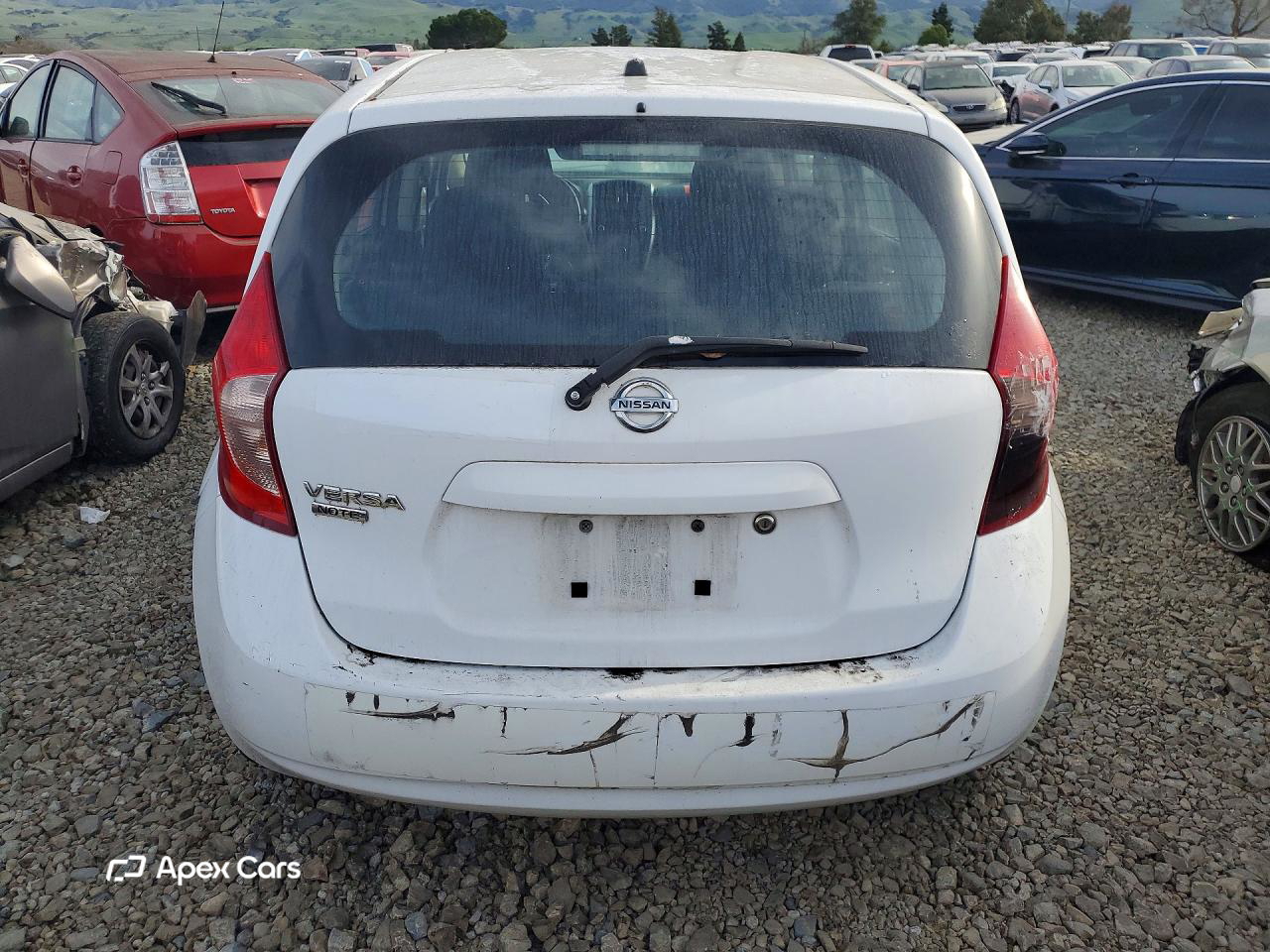 Nissan Versa 2016