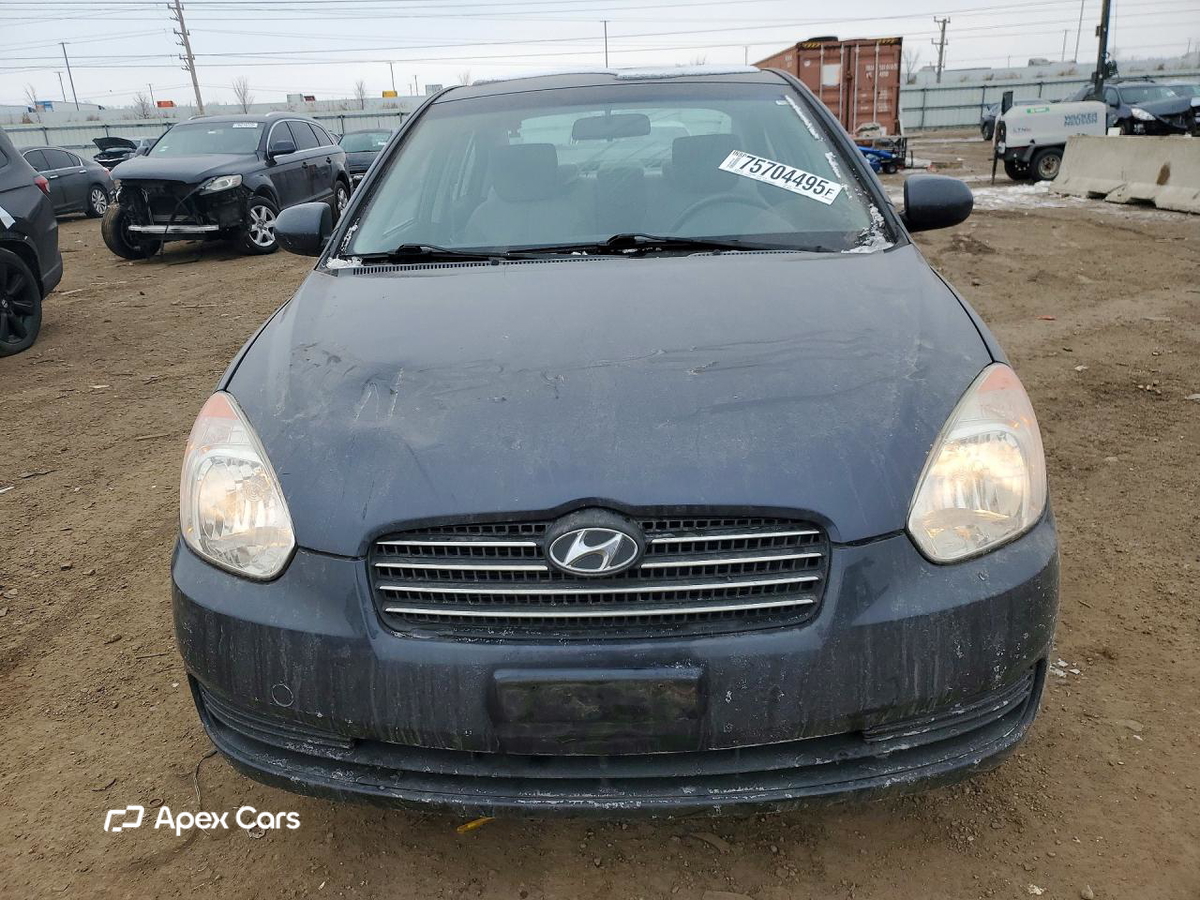 Hyundai Accent 2011