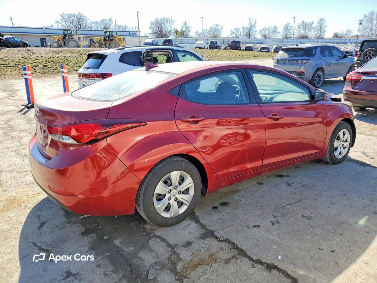 Hyundai Elantra 2016