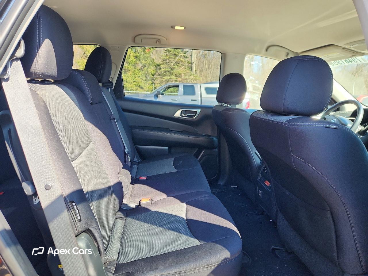 Nissan Pathfinder 2018