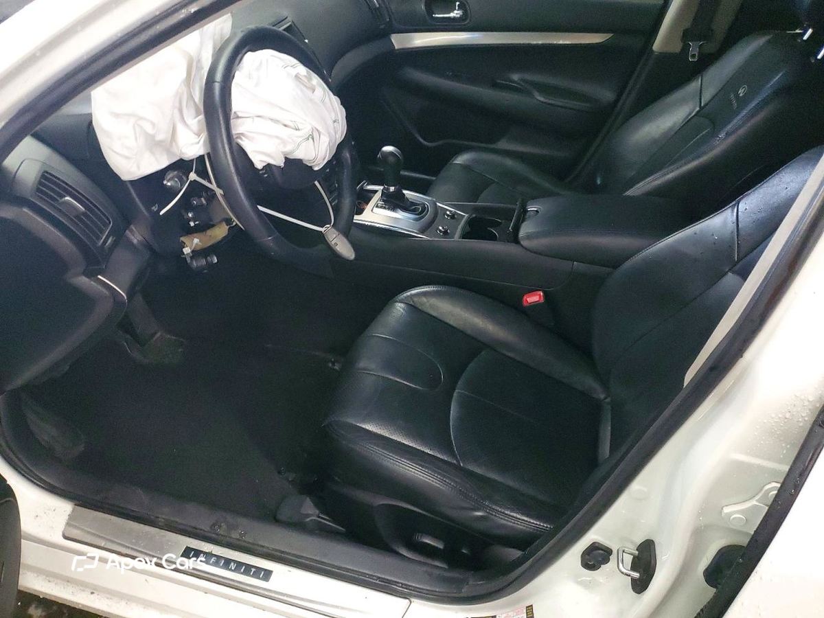 Infiniti G 2013