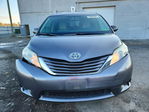 Toyota Sienna 2016