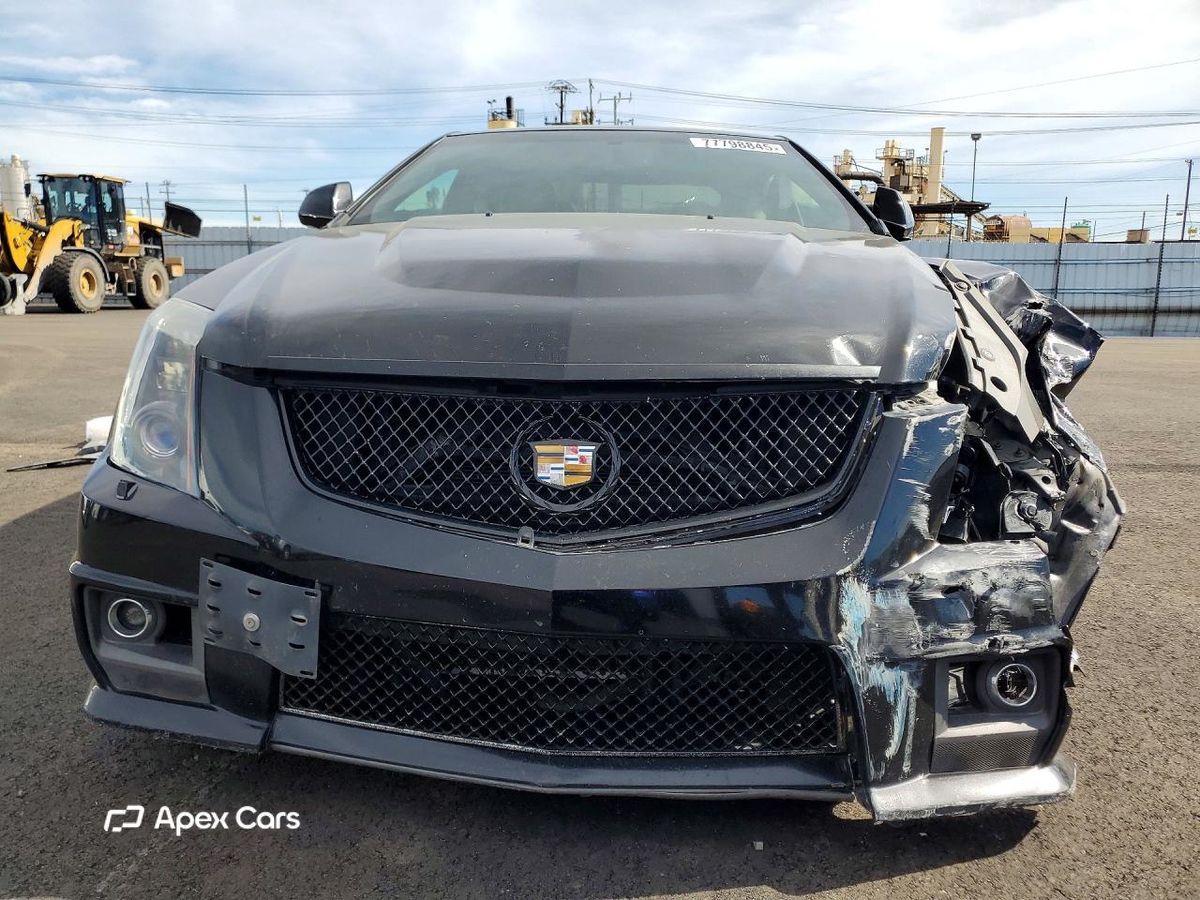 Cadillac CTS 2011