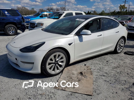 Tesla Model 3 2021 - Image 1 of 12