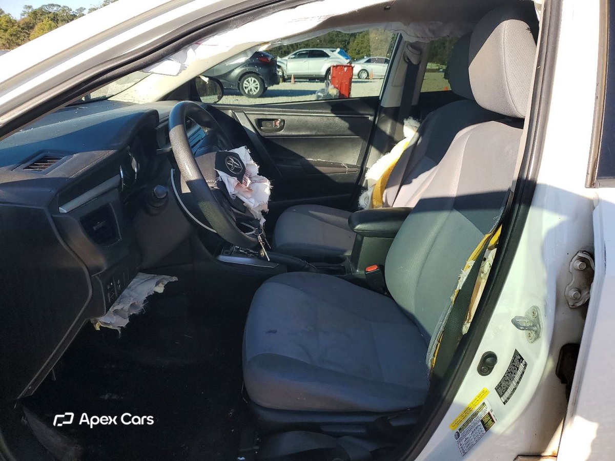 Toyota Corolla 2015
