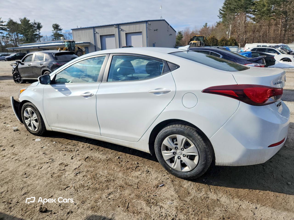 Hyundai Elantra 2016