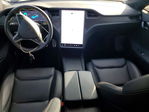 Tesla Model S 2021