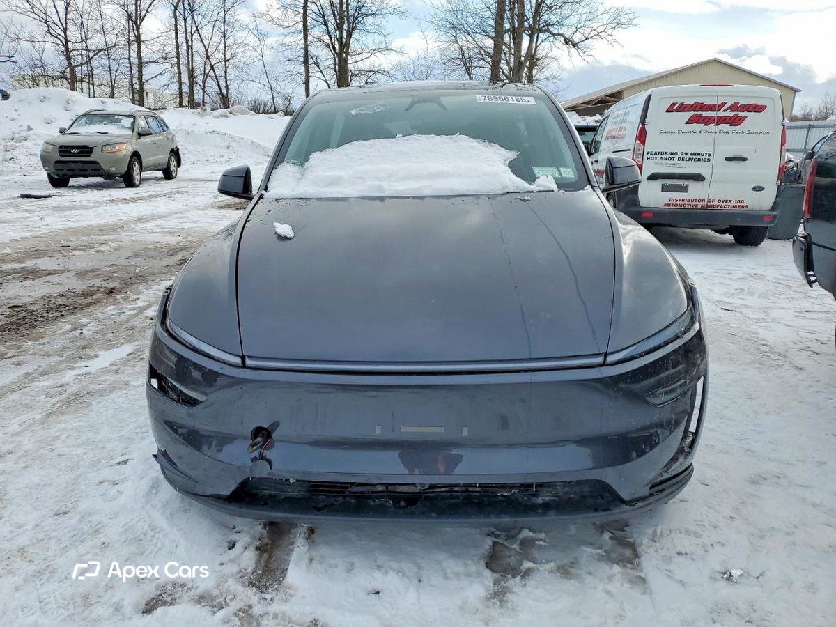 Tesla Model Y 2026