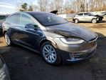 Tesla Model X 2020
