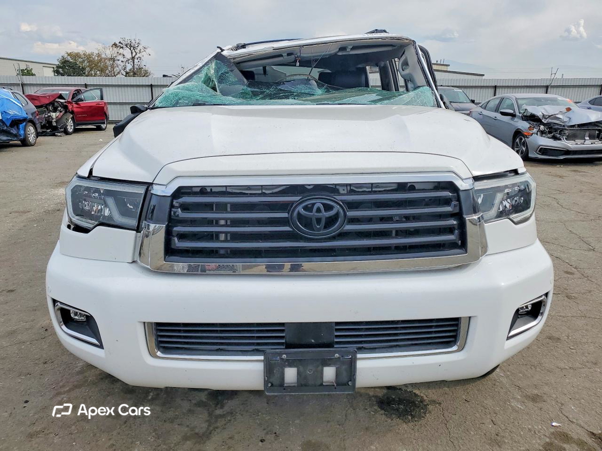 Toyota Sequoia 2020