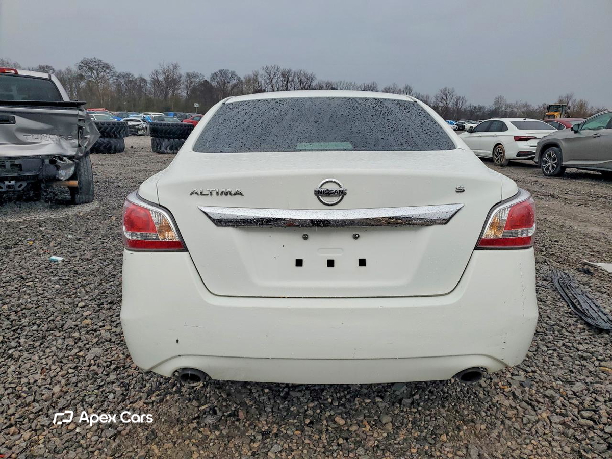 Nissan Altima 2015