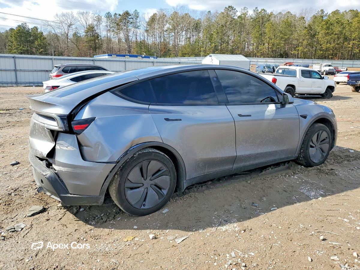 Tesla Model Y 2026