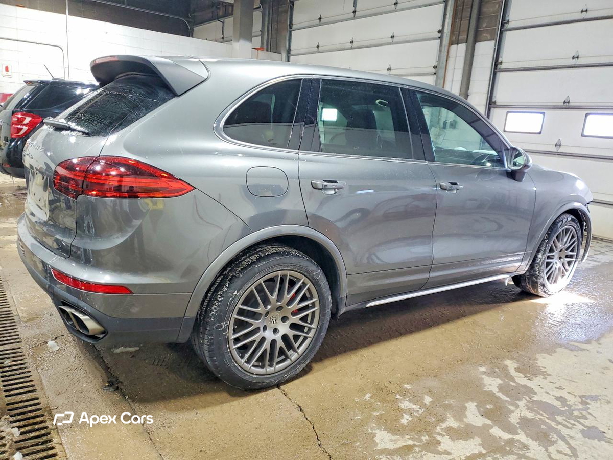 Porsche Cayenne 2016