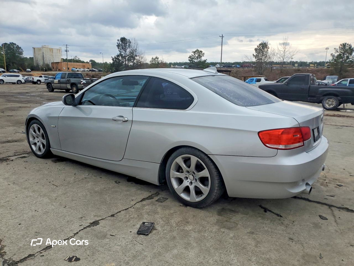 BMW Series 3 2010