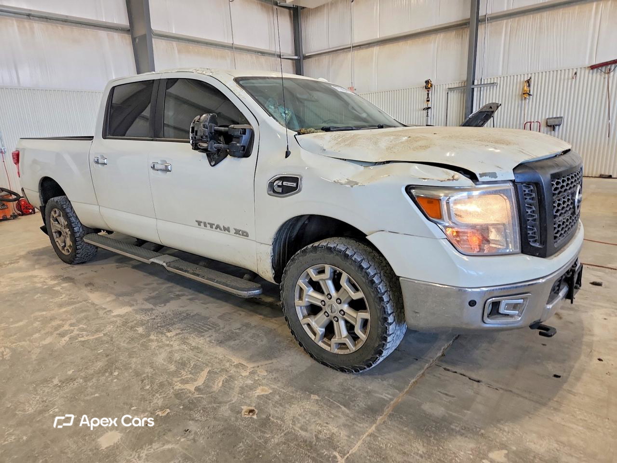 Nissan Titan 2017