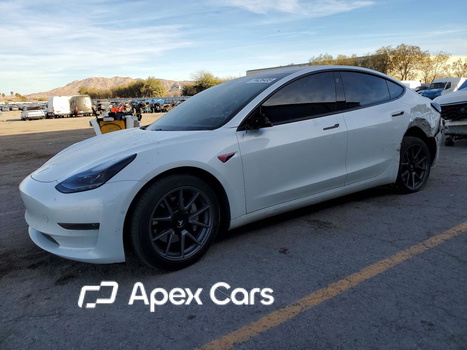 Tesla Model 3 2021 - Image 1 of 12