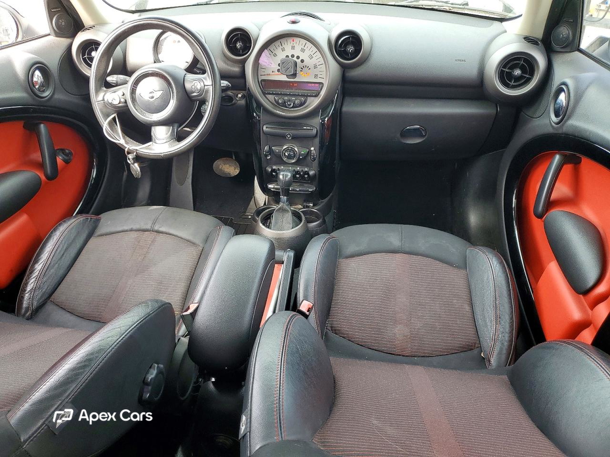MINI Cooper 2012