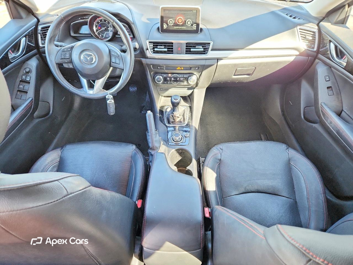 Mazda 3 2015