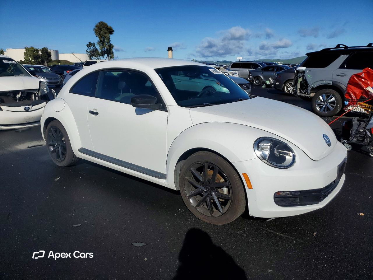 Volkswagen Beetle 2015