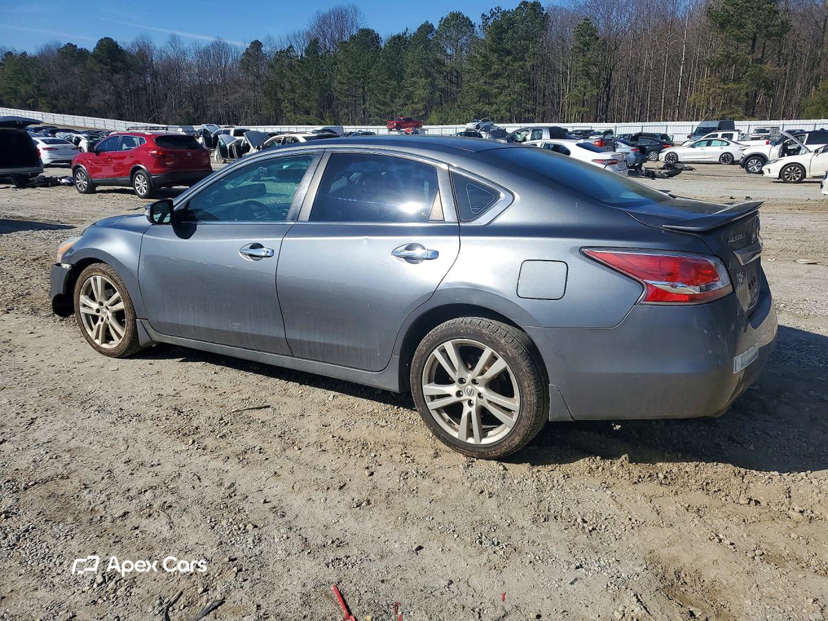 Nissan Altima 2015