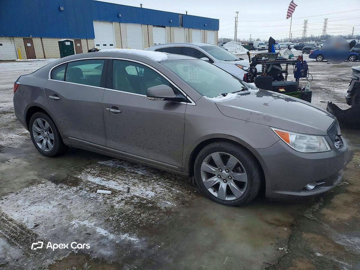 Buick LaCrosse 2012