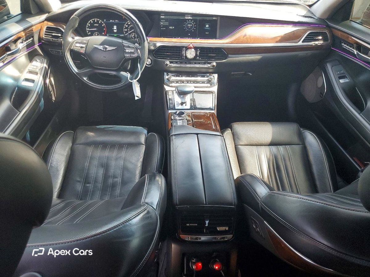Genesis G90 2017