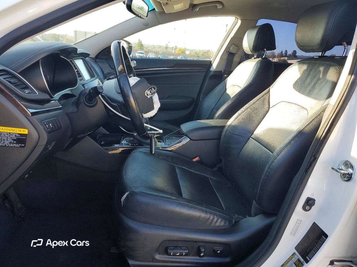 Kia Cadenza 2015