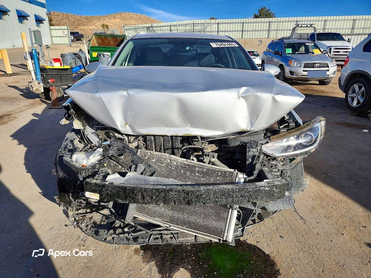 Hyundai Elantra 2017