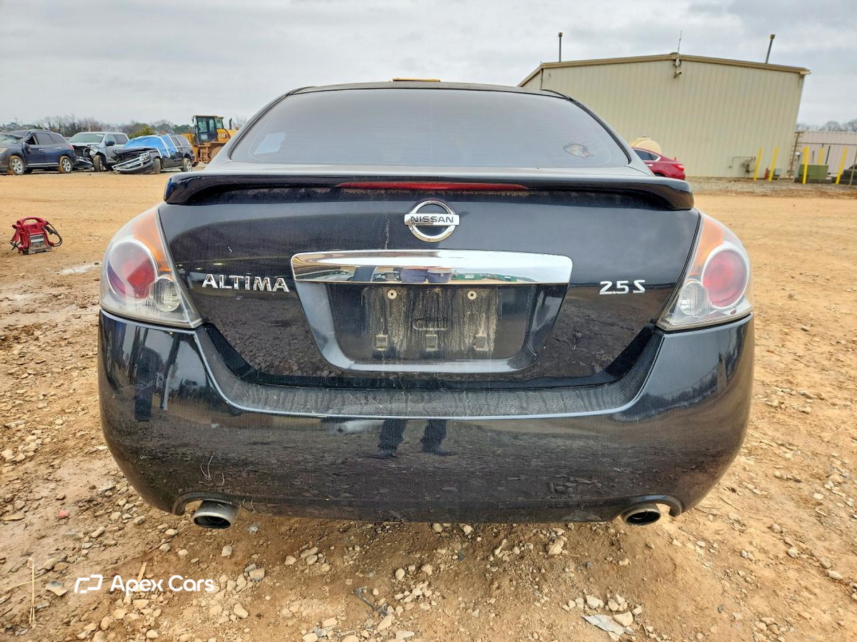 Nissan Altima 2012