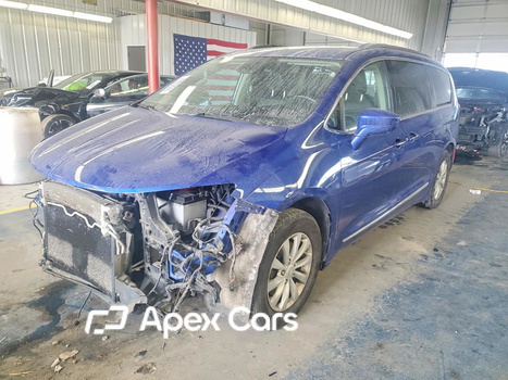 Chrysler Pacifica 2019 - Image 1 of 5