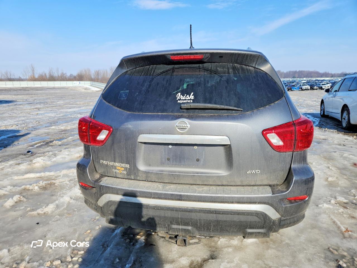 Nissan Pathfinder 2017