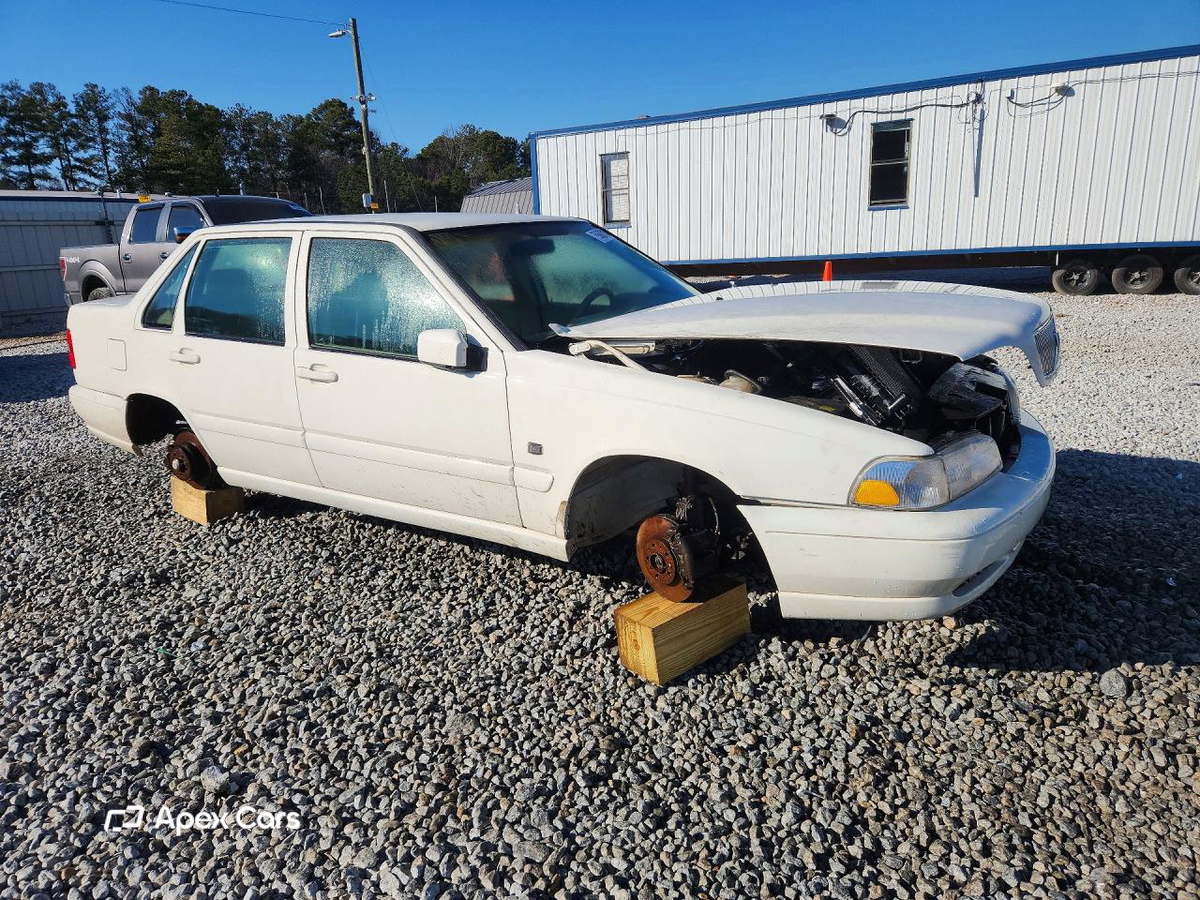 Volvo S70 2000