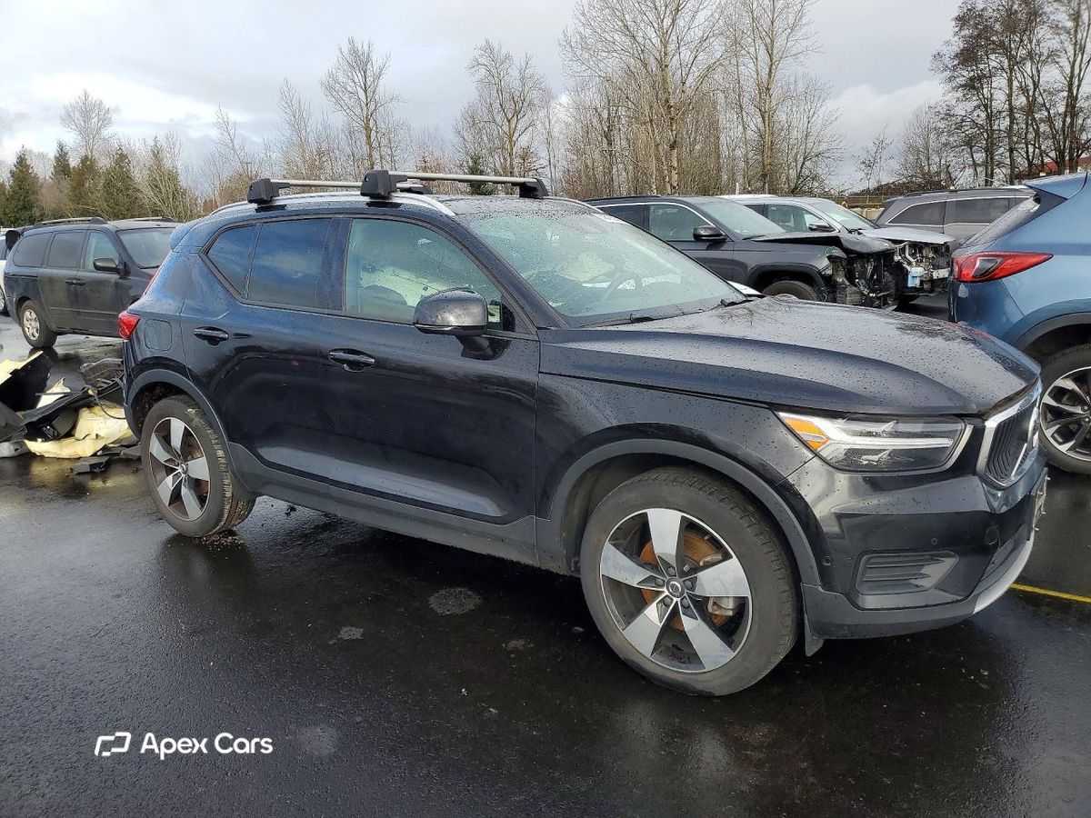 Volvo XC40 2019
