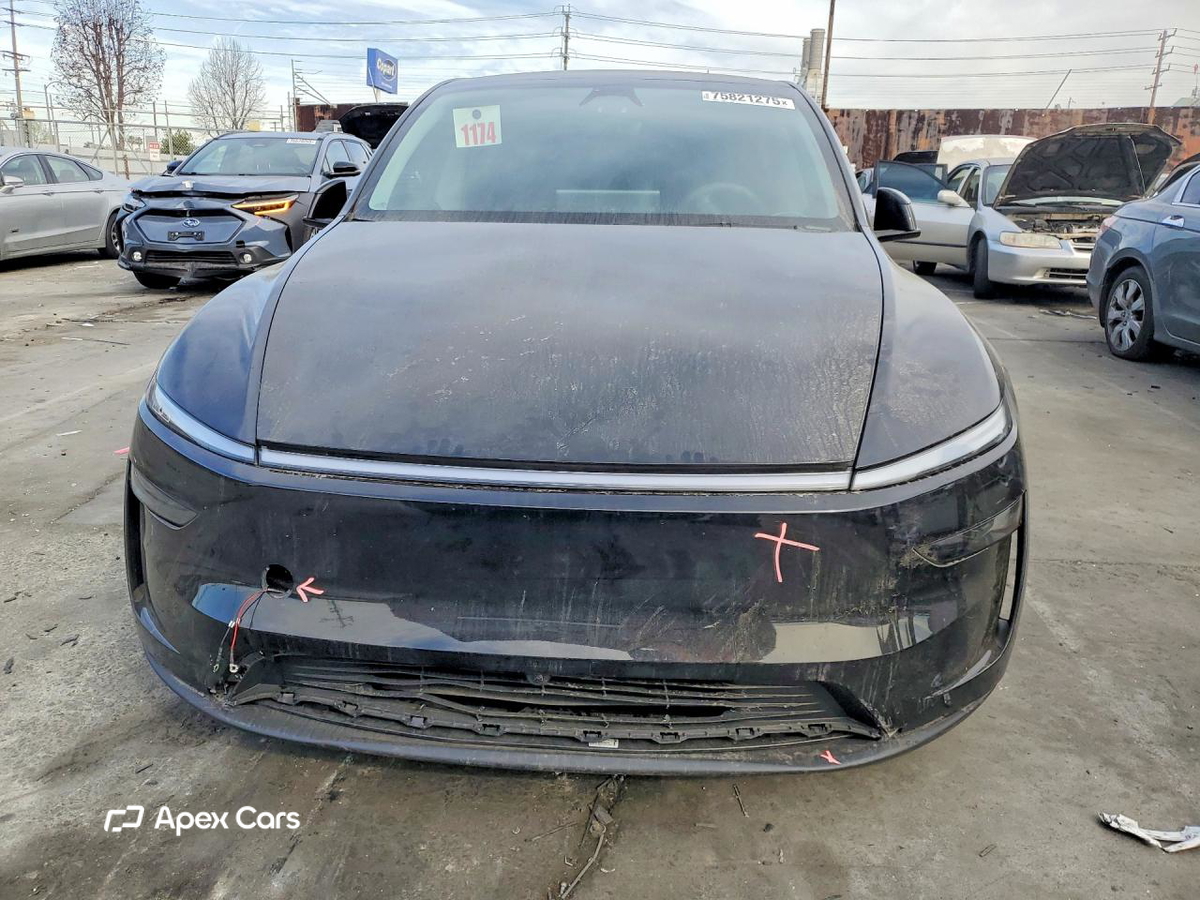 Tesla Model Y 2026