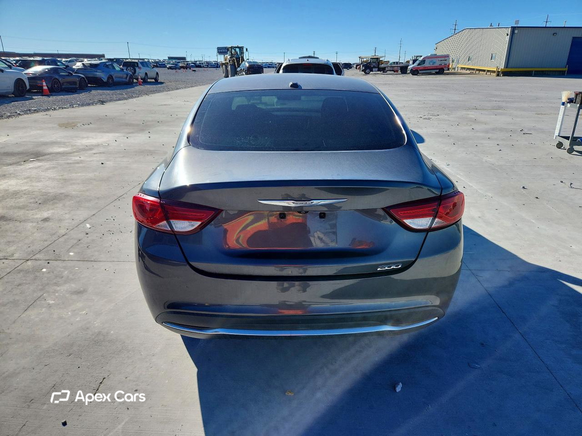 Chrysler 200 2015