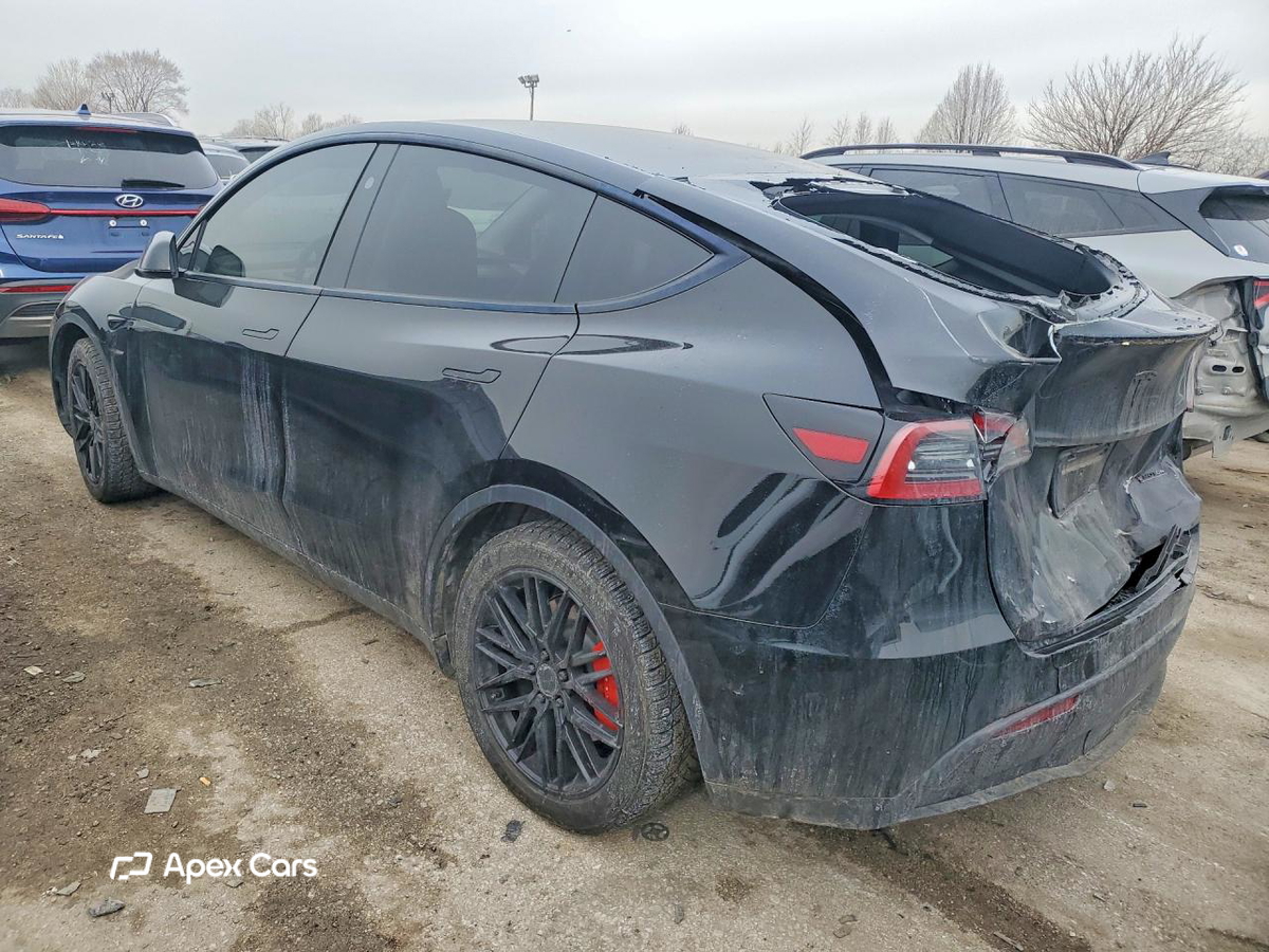 Tesla Model Y 2023