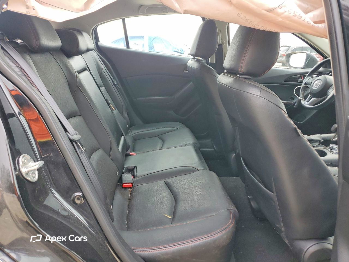 Mazda 3 2015