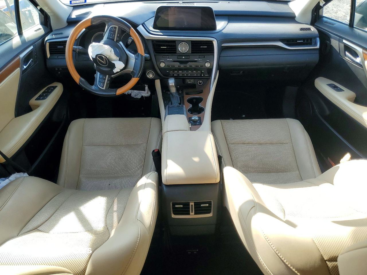 Lexus RX 2021