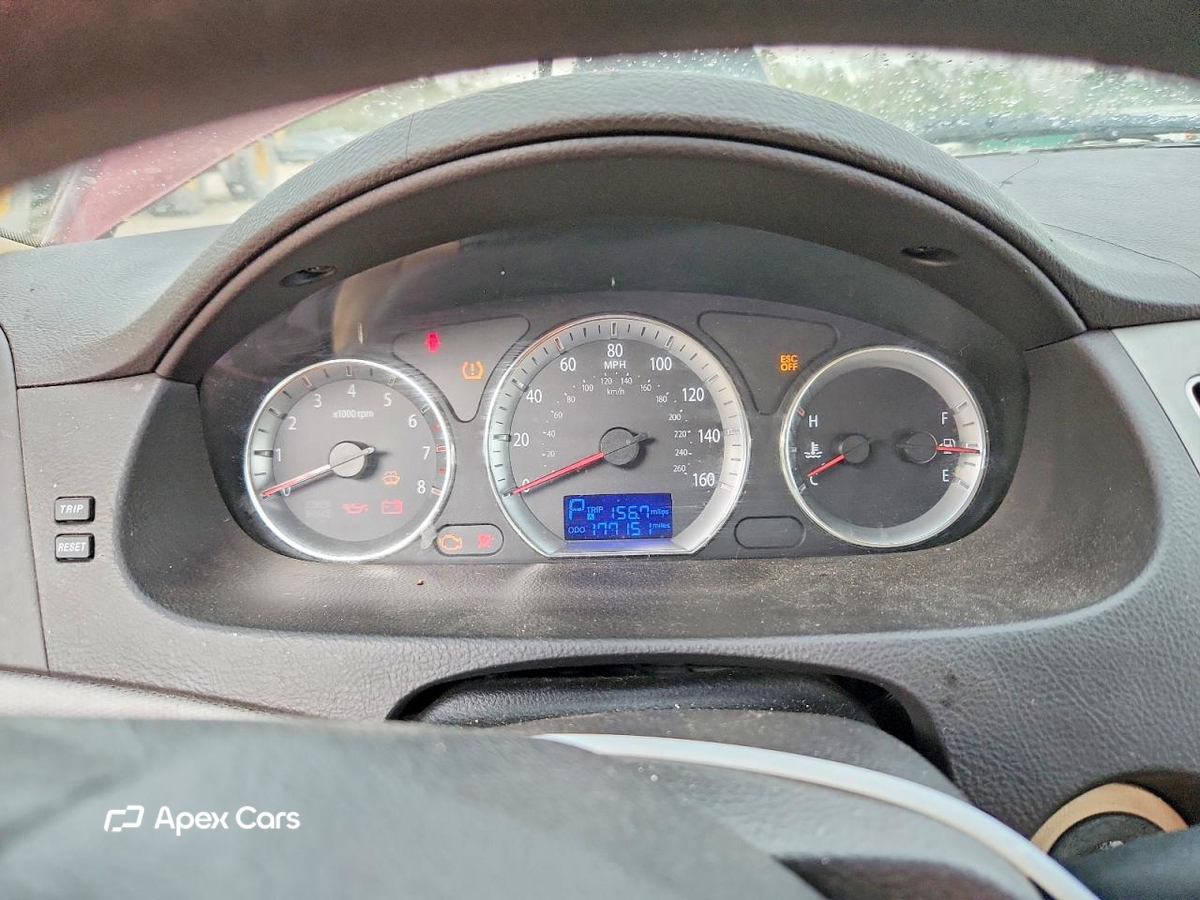 Hyundai Sonata 2010