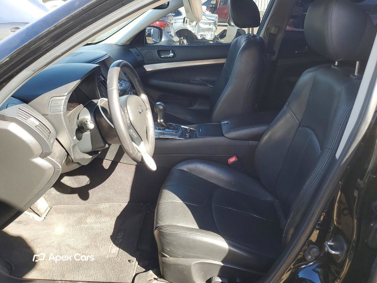 Infiniti Q40 2015