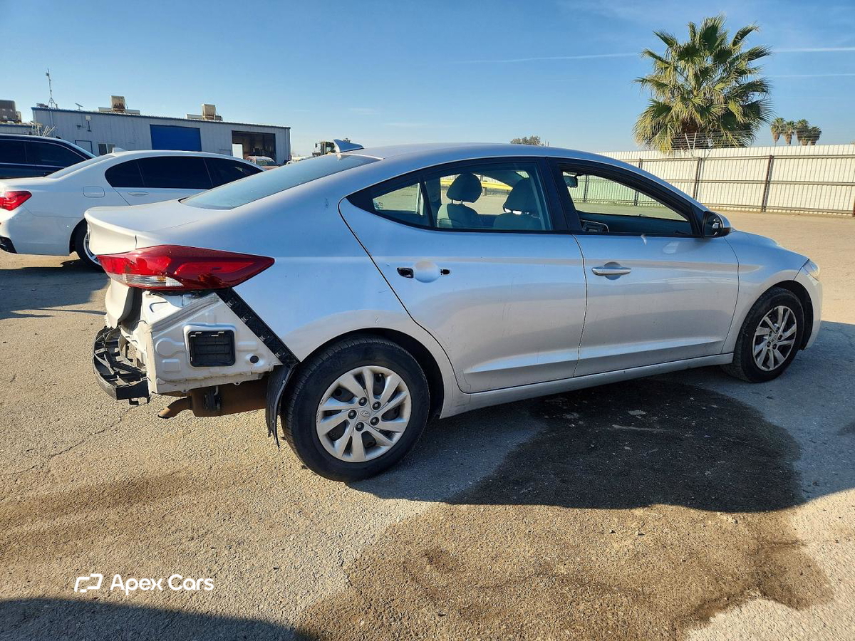 Hyundai Elantra 2017