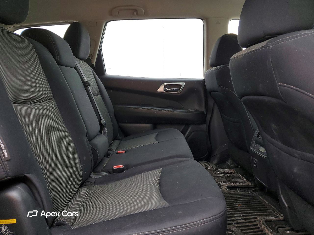 Nissan Pathfinder 2018