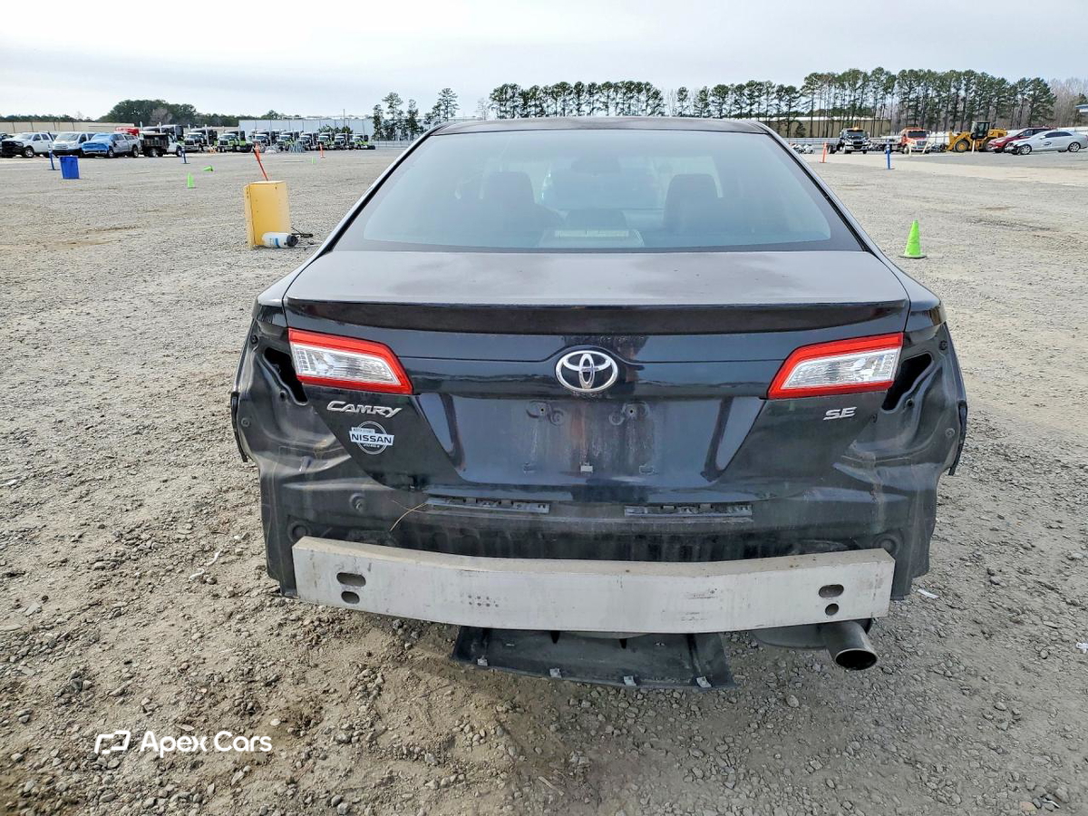 Toyota Camry 2012