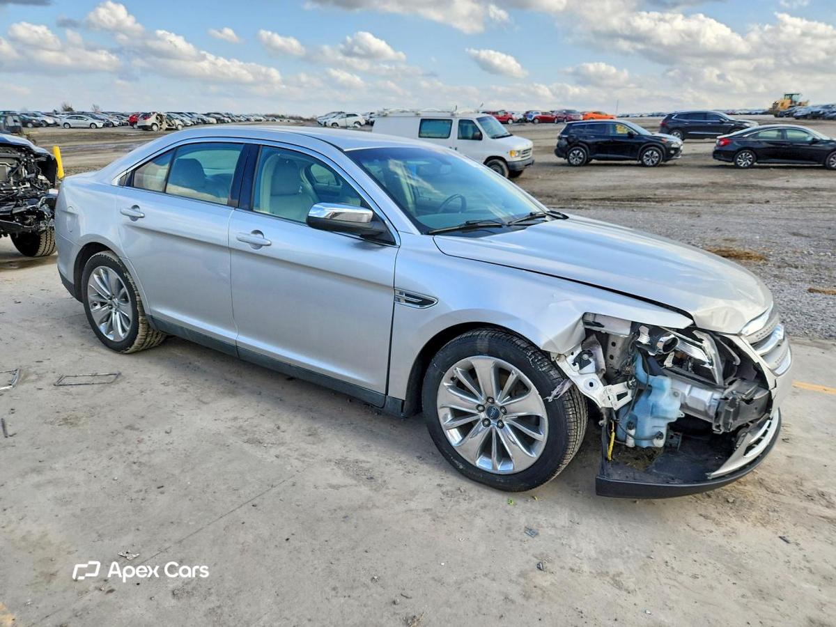 Ford Taurus 2011